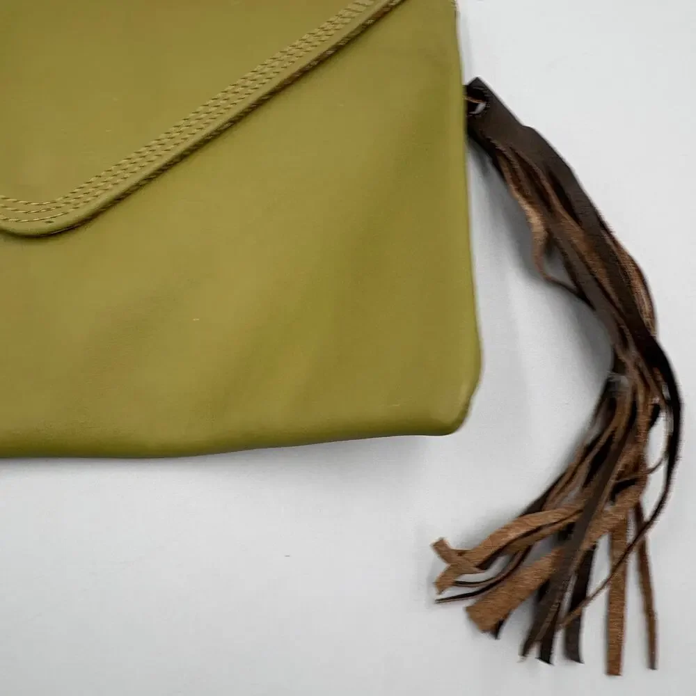 Cueropapel & Tijera Sage Green Leather Envelope Clutch With Tassel Purse